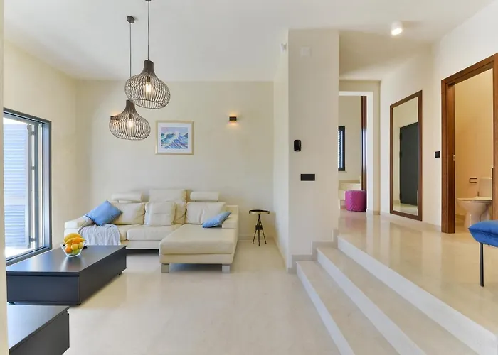 Beachfront Mediterranea 쿠클리차