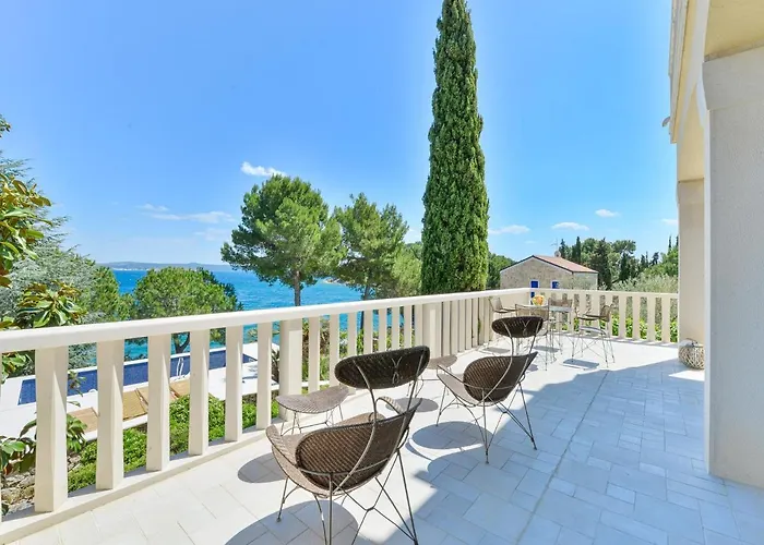 빌라 Beachfront Mediterranea *