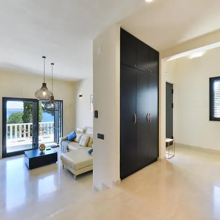Villa Beachfront Mediterranea Kukljica