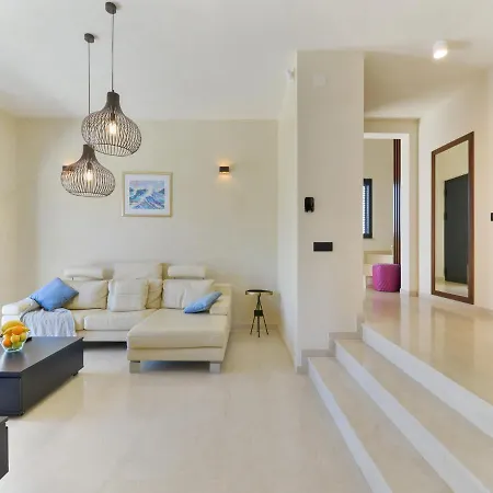 Beachfront Mediterranea קוקליצ'ה