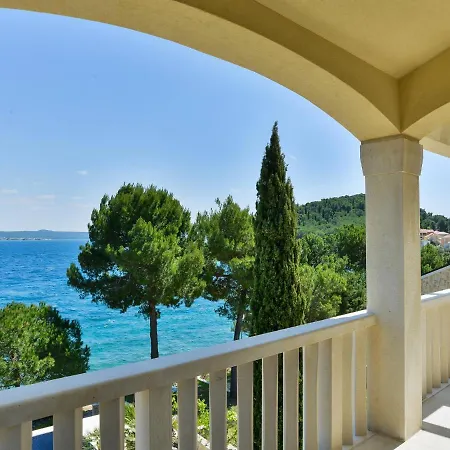 Beachfront Mediterranea *