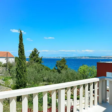 וילה Beachfront Mediterranea קוקליצ'ה