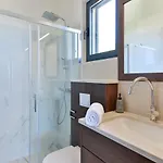 Beachfront Mediterranea Βίλα *